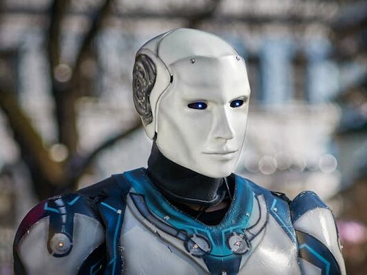 Roboty_zamiast_ludzi_1