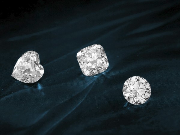 Tokyo i sztuczne diamenty 3