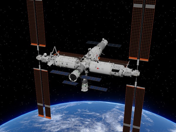 Chińskie rakiety zagrożeniem w kosmosie? 2