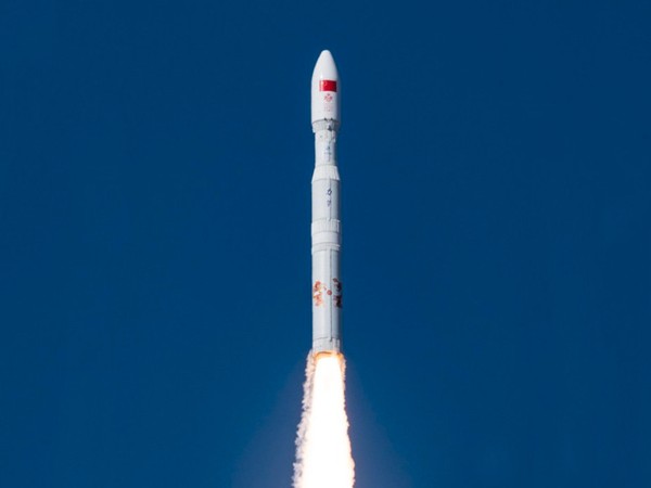 Chińskie rakiety zagrożeniem w kosmosie? 1