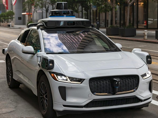 Problemy autonomicznych taksówek w Wuchan 2